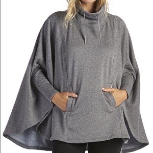 Ugg Pinchot Poncho M/L